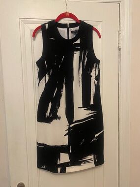 Banana Republic abstract brushstrokes black and white short dress